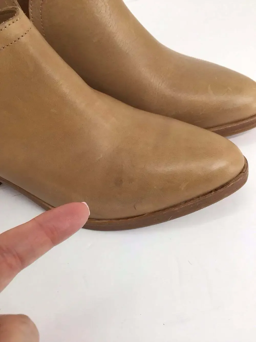 Nisolo NWOT Mia Everyday 100% Leather Ankle Bootie Women’s Almond Tan Size 7